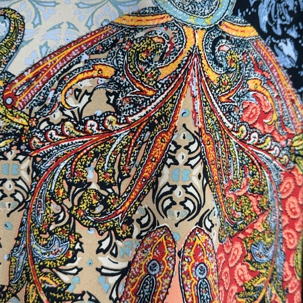 Chicos Pop of Multiple Colors Paisley 3/4 Sleeve Knit Top Size 1 (Medium) - Picture 4 of 7